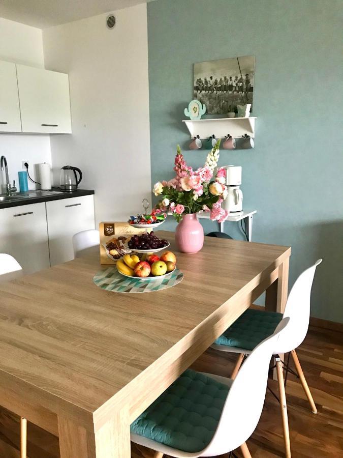Neu! Top Apartment! 7Km Saarbruecken! Terrasse, Garten! Sulzbach  ภายนอก รูปภาพ