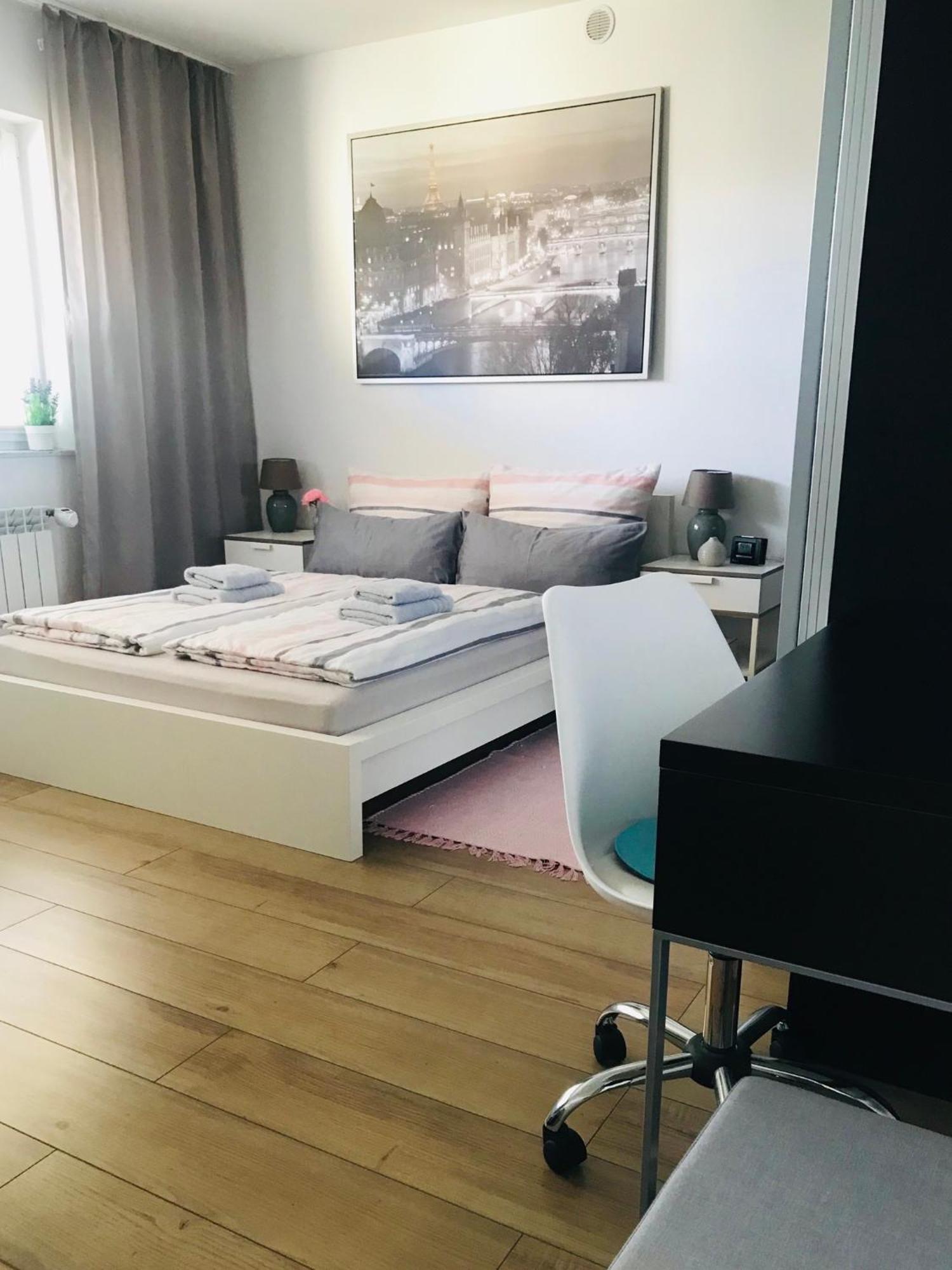 Neu! Top Apartment! 7Km Saarbruecken! Terrasse, Garten! Sulzbach  ภายนอก รูปภาพ