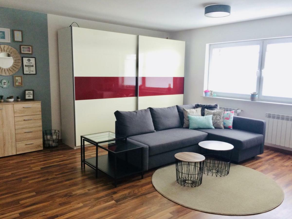 Neu! Top Apartment! 7Km Saarbruecken! Terrasse, Garten! Sulzbach  ภายนอก รูปภาพ