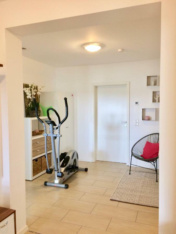 Neu! Top Apartment! 7Km Saarbruecken! Terrasse, Garten! Sulzbach  ภายนอก รูปภาพ